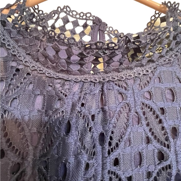 NWOT Navy Suzanne Betro Long Sleve Top - Picture 7 of 12